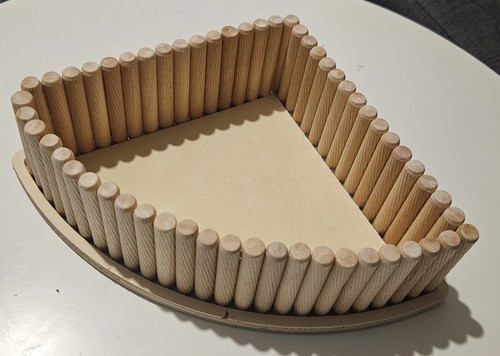 Puff whisker corner wooden - puff,